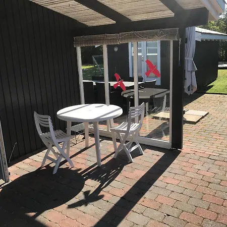 Casa de Férias Lovely On A Plot, Only 500 Meters From The Water, Glesborg